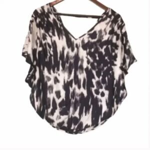 Women’s Express Printed Blouse